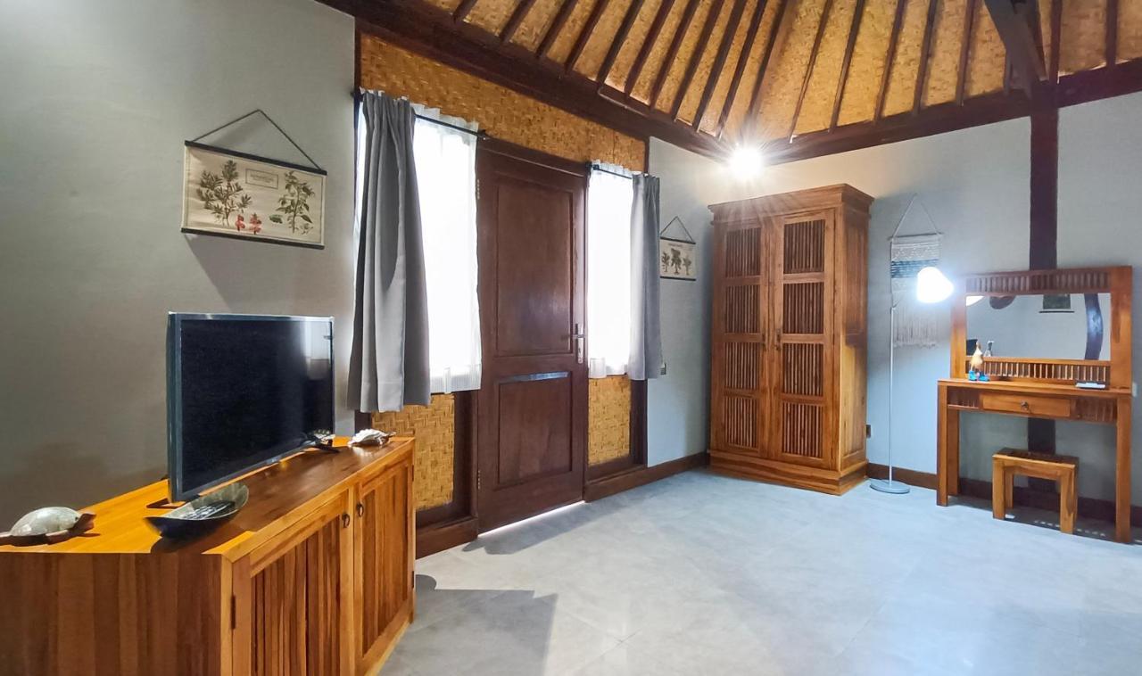 Dalai Tropical Hotel Kuta  Bagian luar foto