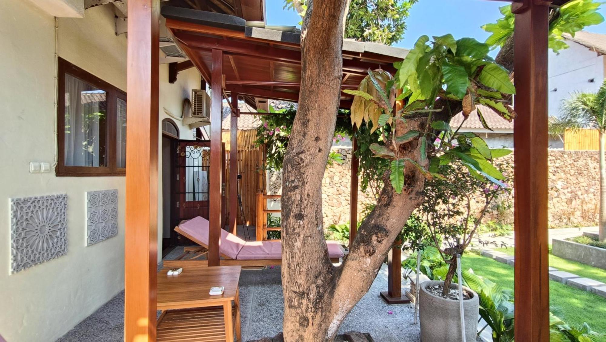 Dalai Tropical Hotel Kuta  Bagian luar foto