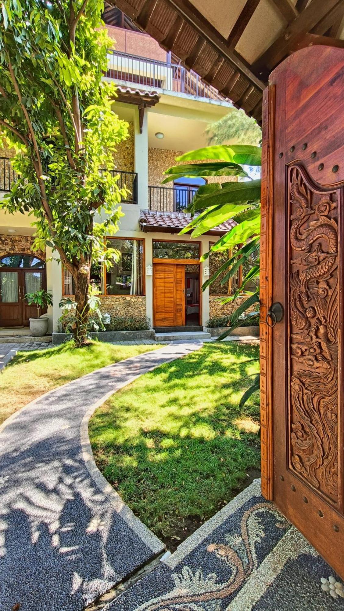 Dalai Tropical Hotel Kuta  Bagian luar foto
