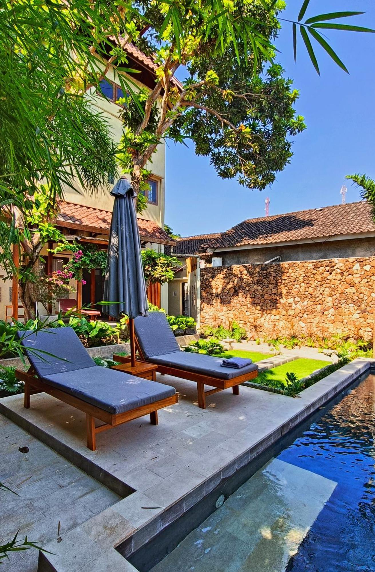 Dalai Tropical Hotel Kuta  Bagian luar foto
