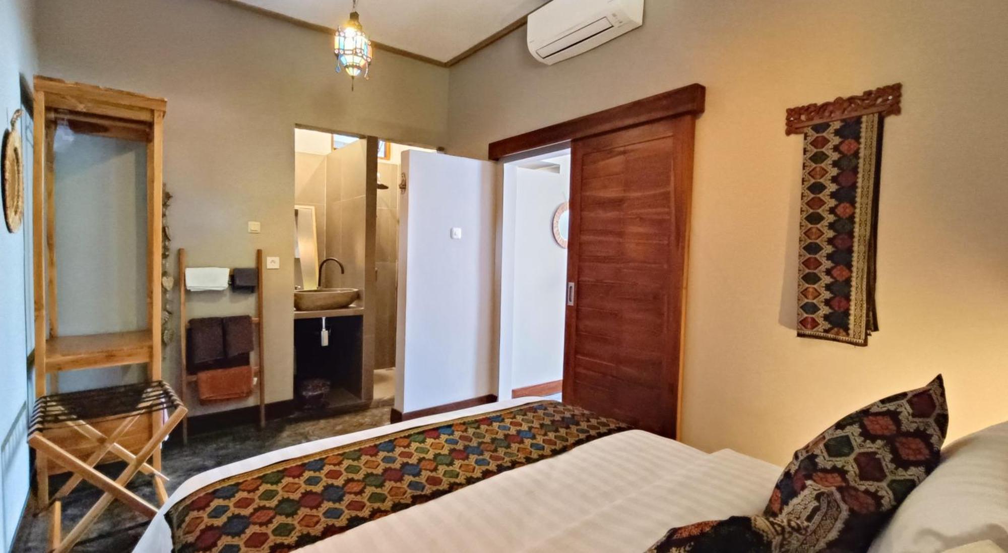 Dalai Tropical Hotel Kuta  Bagian luar foto