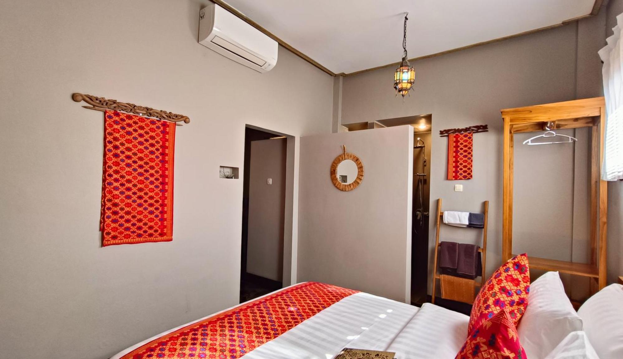 Dalai Tropical Hotel Kuta  Bagian luar foto
